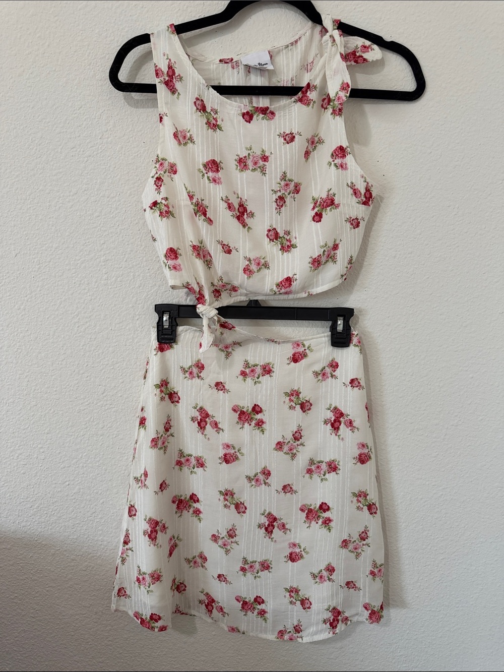 Sleeveless White Midi Dress with Pink Floral Print